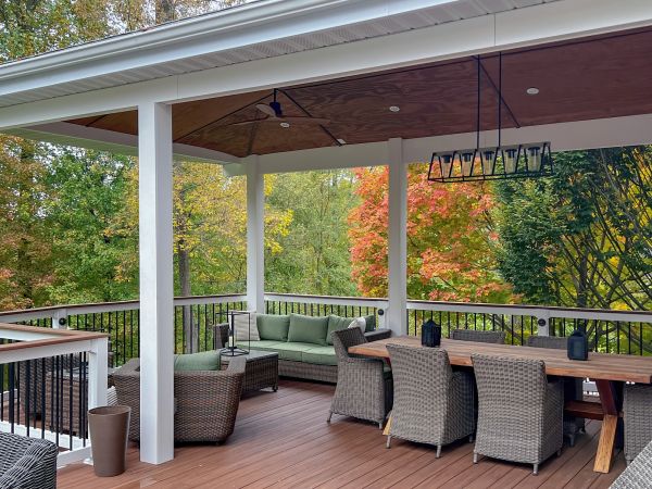 Deck Enclosure Construction in Waterford
